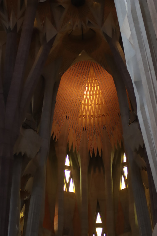 Sagrada Família: Wzruszające dziedzictwo Barcelony [ZDJĘCIA]