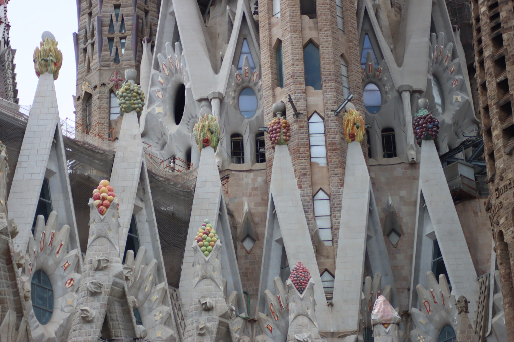 Sagrada Família: Wzruszające dziedzictwo Barcelony [ZDJĘCIA]