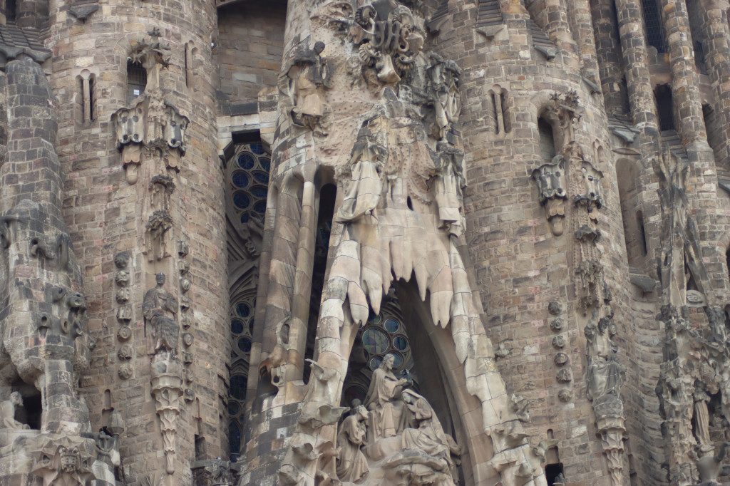 Sagrada Família: Wzruszające dziedzictwo Barcelony [ZDJĘCIA]