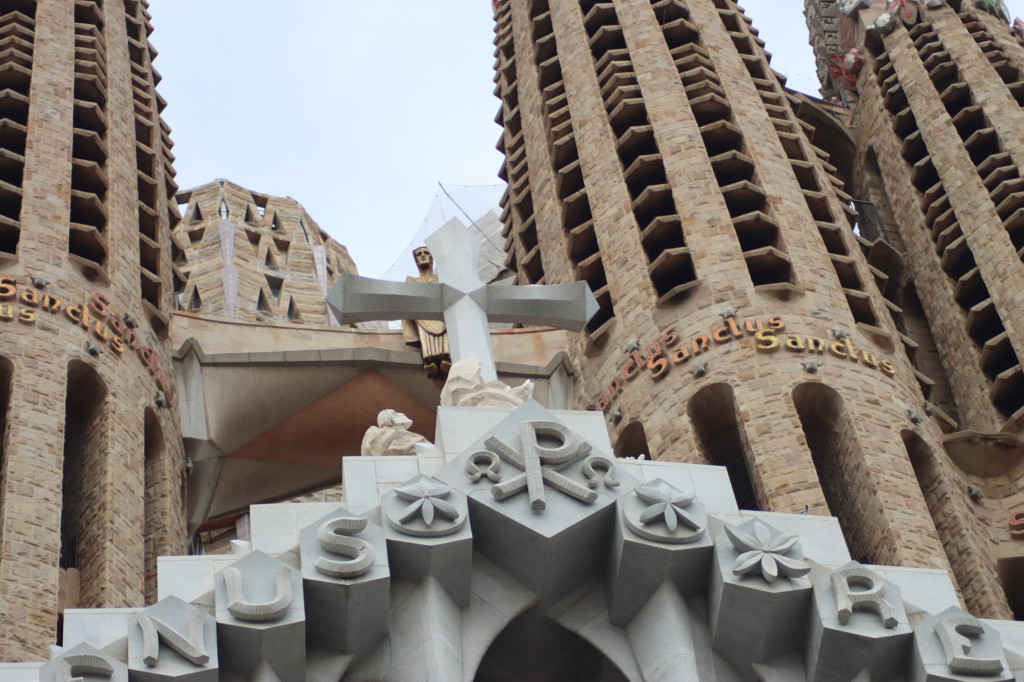 Sagrada Família: Wzruszające dziedzictwo Barcelony [ZDJĘCIA]