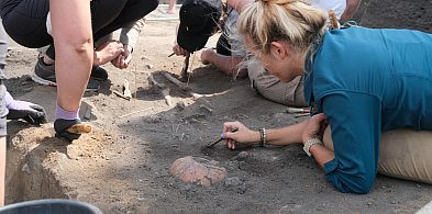 Muzeum na Lednicy: Co odkryliśmy na jednym z pierwszych chrześcijańskich cmentarzy-4430